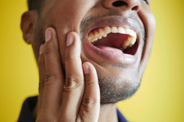 Stop Gums Pain When Flossing